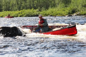 ... und auf spritzigerem (im Bild ein Pakboats-Canadier).