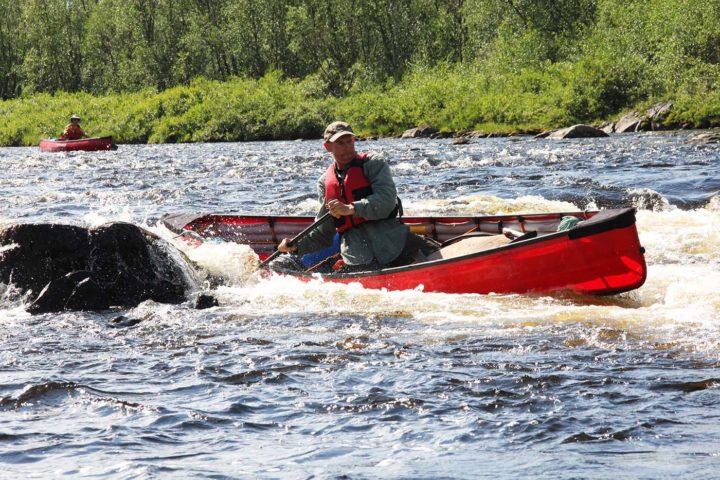 ... und auf spritzigerem (im Bild ein Pakboats-Canadier).