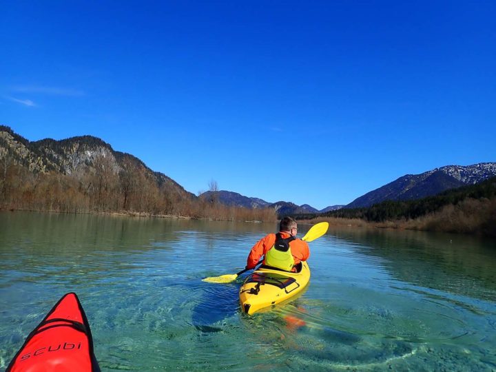 ... wie hier auf dem Sylvenstein-Stausee.